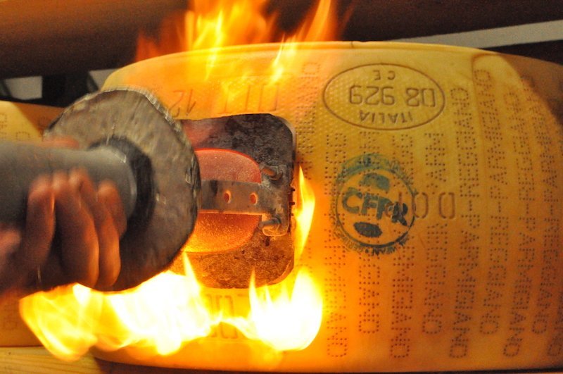 Ciaolatte marking parmesan reggiano