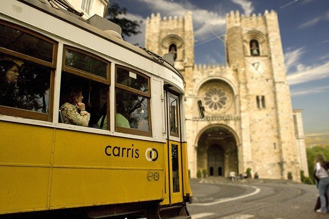 Lisbon route on the trail of Pessoa