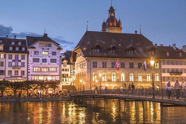 Lucerna week-end d’arte e divertimento