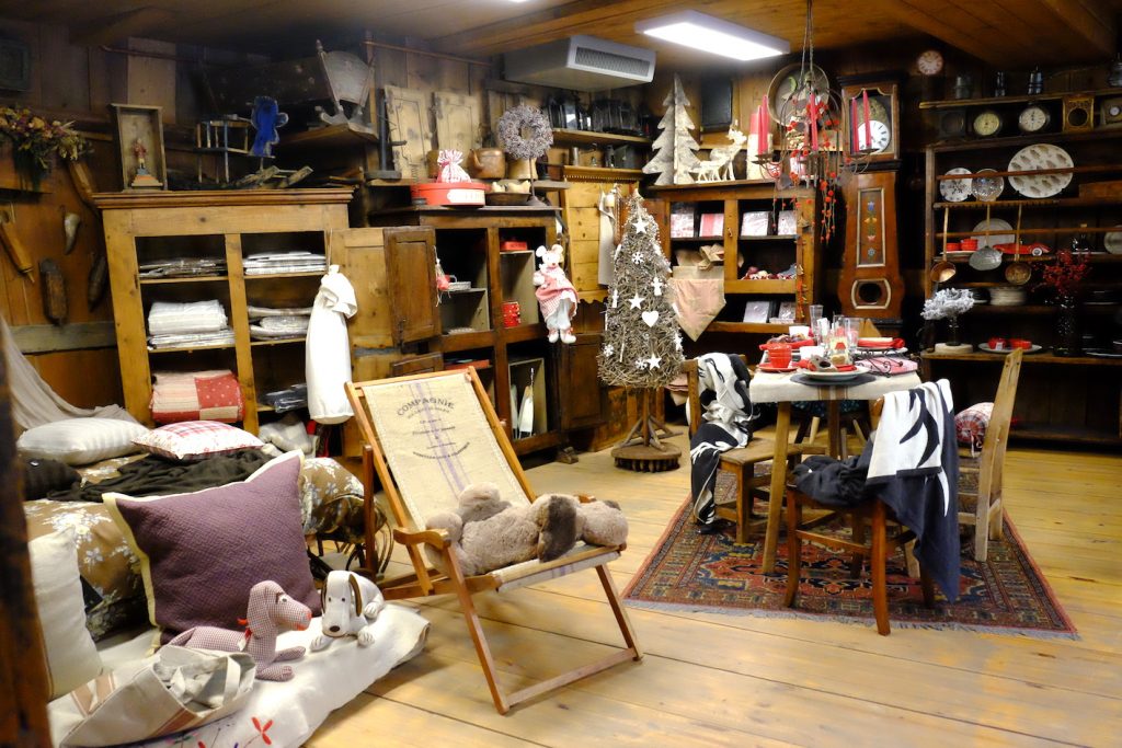 The Marché aux Puces 