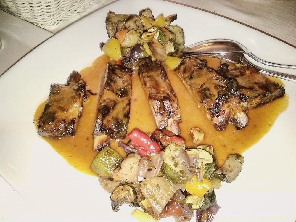 Black pork ribbed with honey