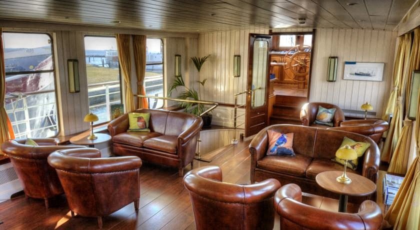 botel-sailing-home-amsterdam