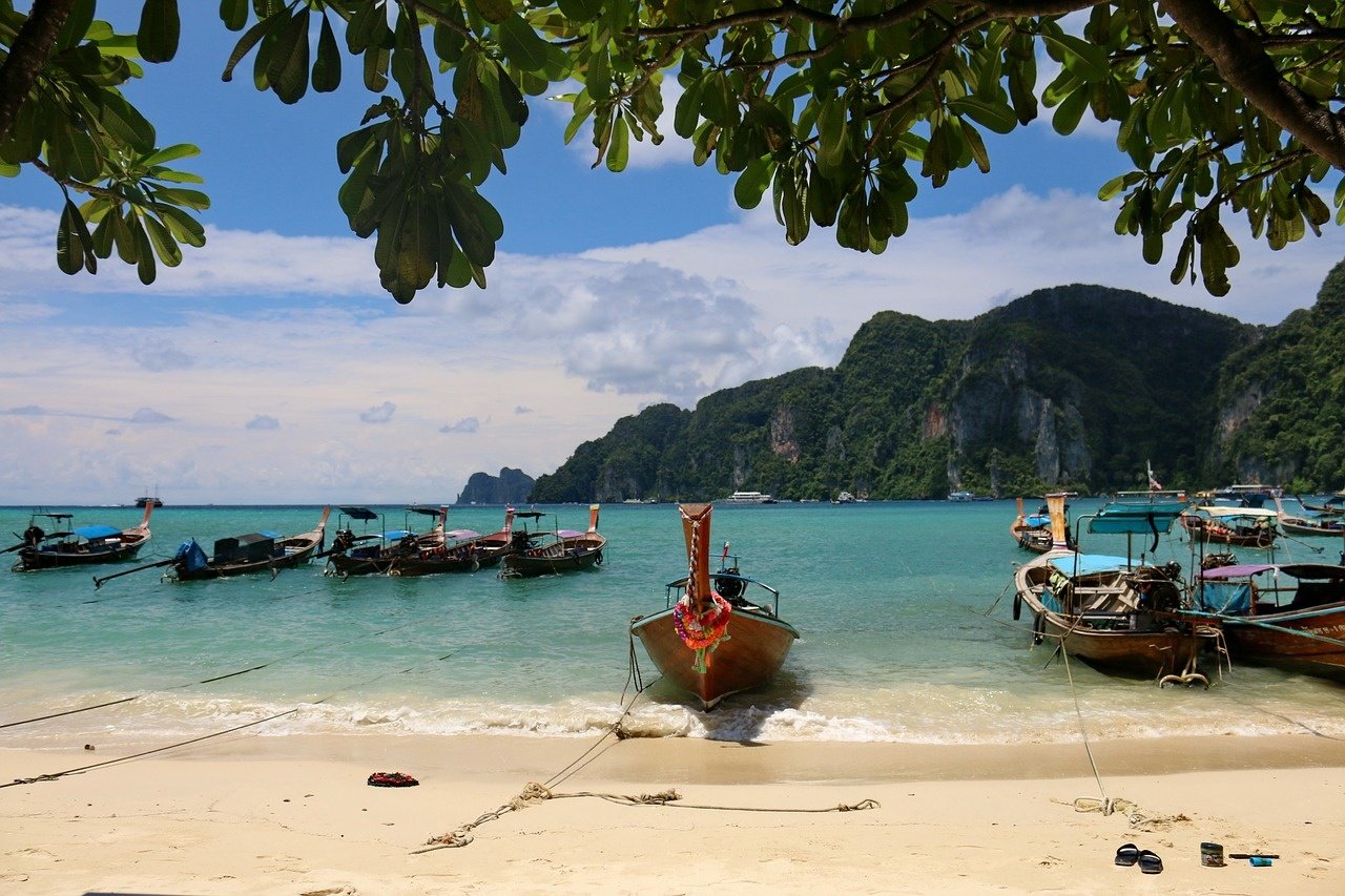Thailand zodiac tour in the Smile Country
