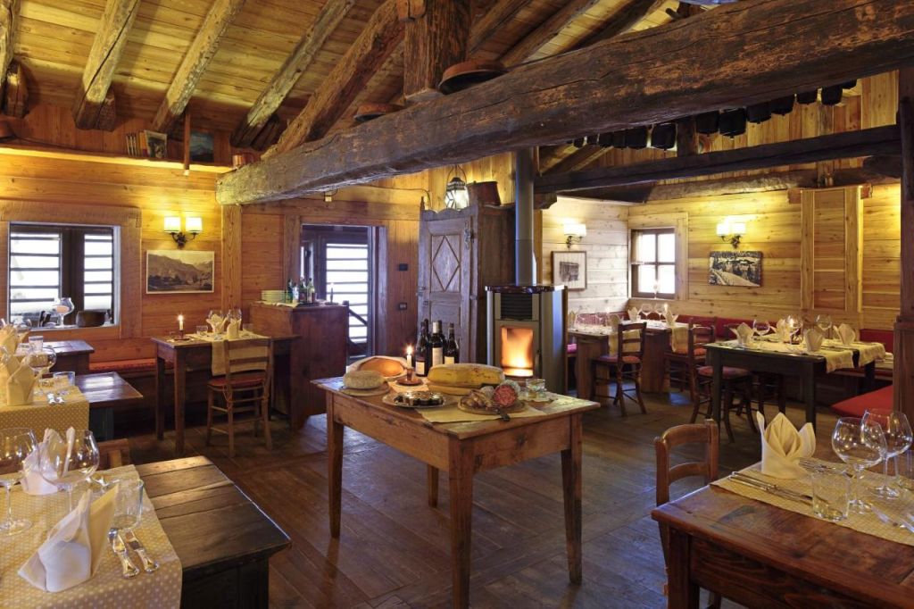 Hotels in Mascognaz