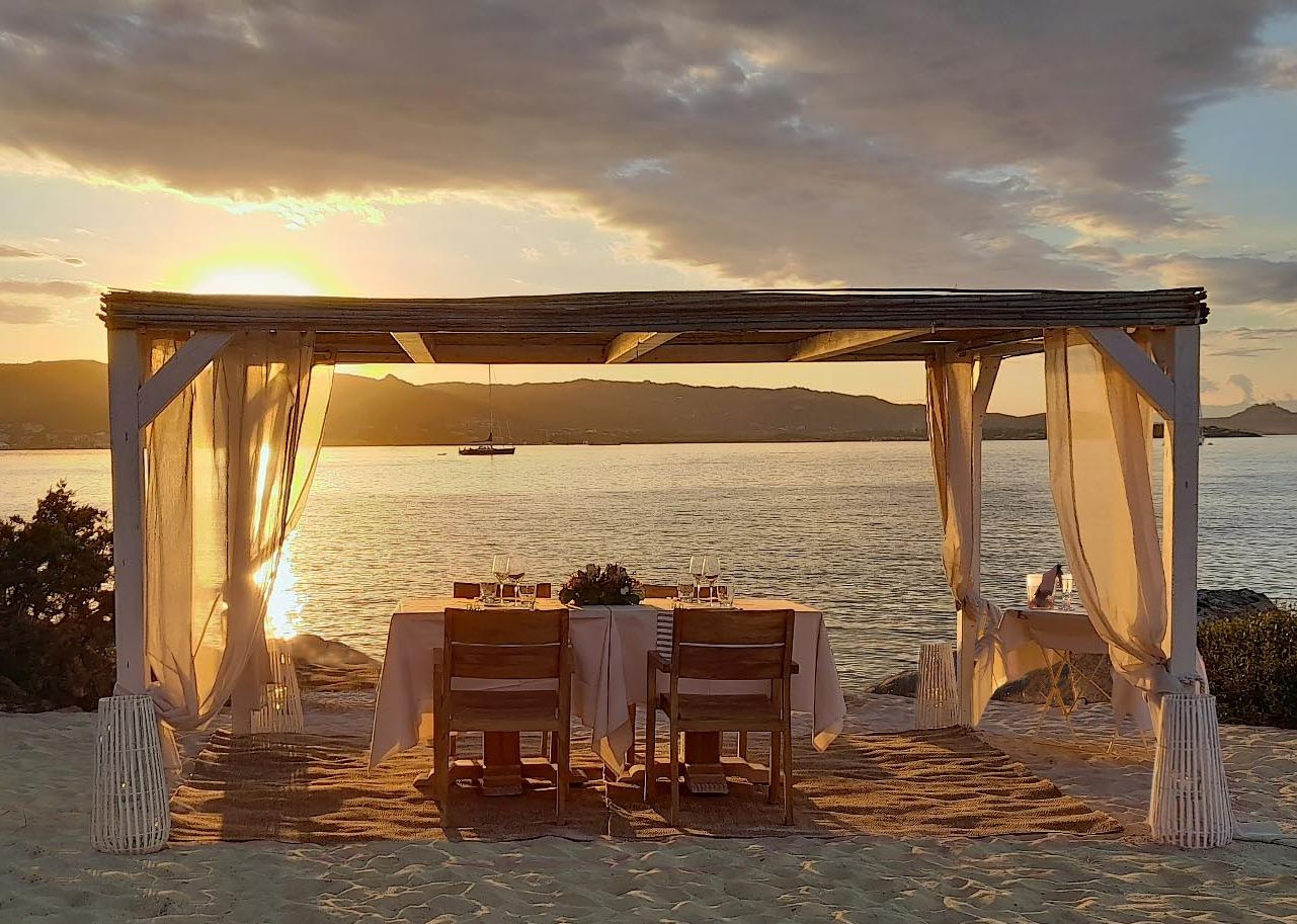 Lunaria Beach Restaurant un’Esperienza di Gusto Unica sulla Splendida Costa Sarda