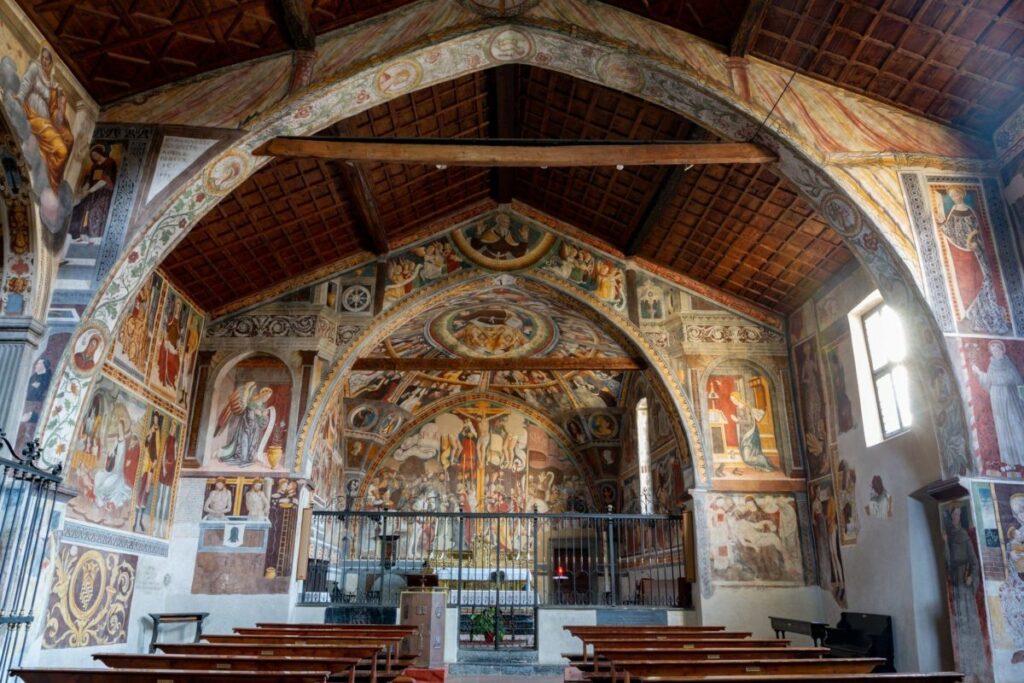 Esine-Chiesa-di-Santa-Maria-Assunta_
