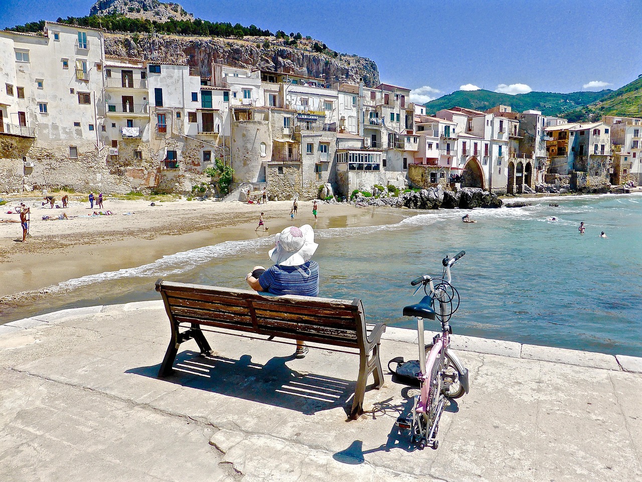 Cefalù settembre mare Italia