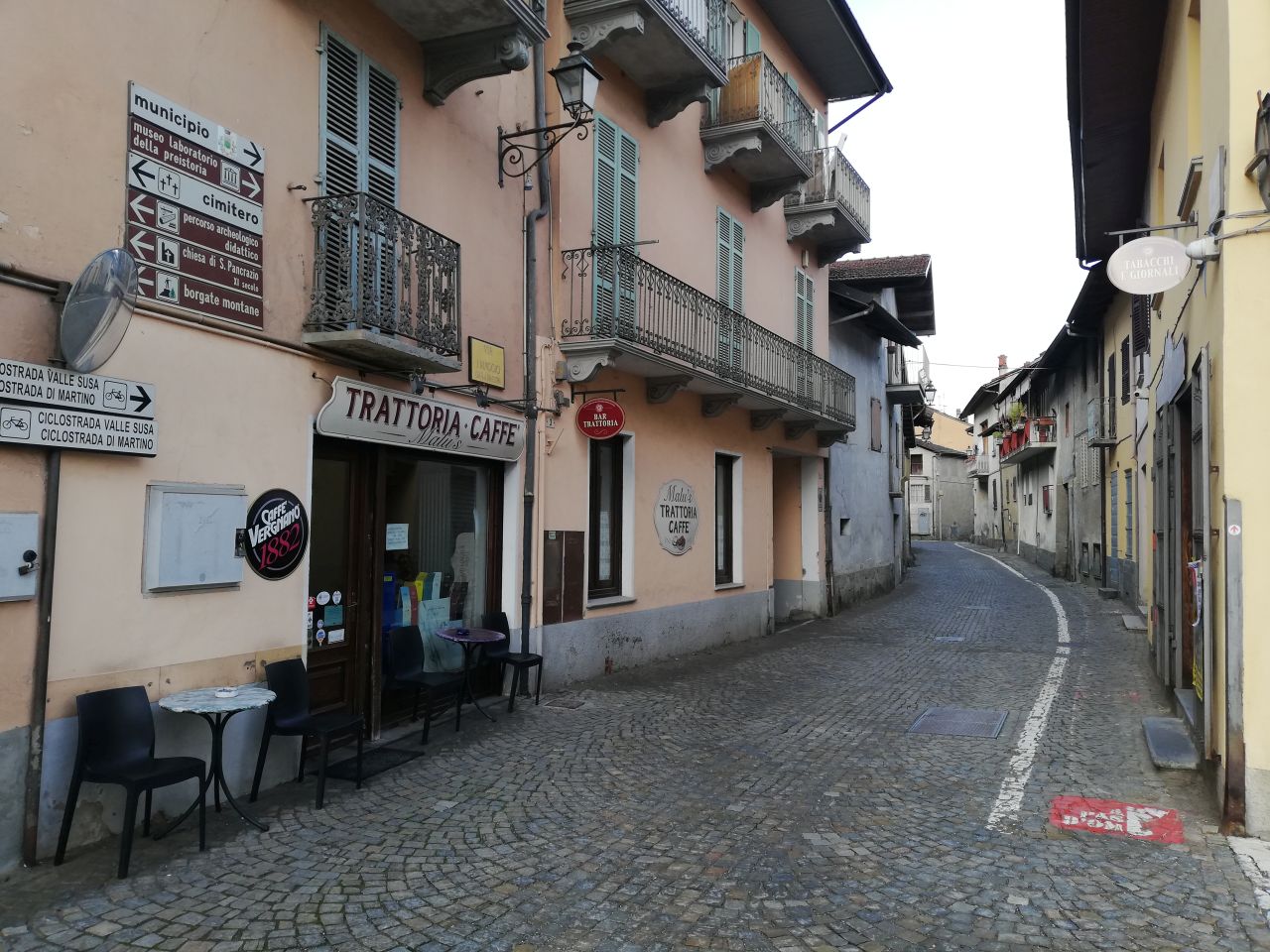 Il borgo di Vaie sulla Via Francigena