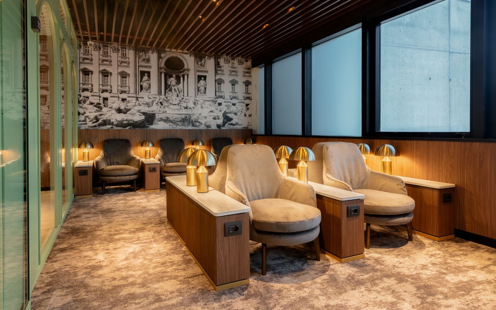 Plaza Premium First Rome