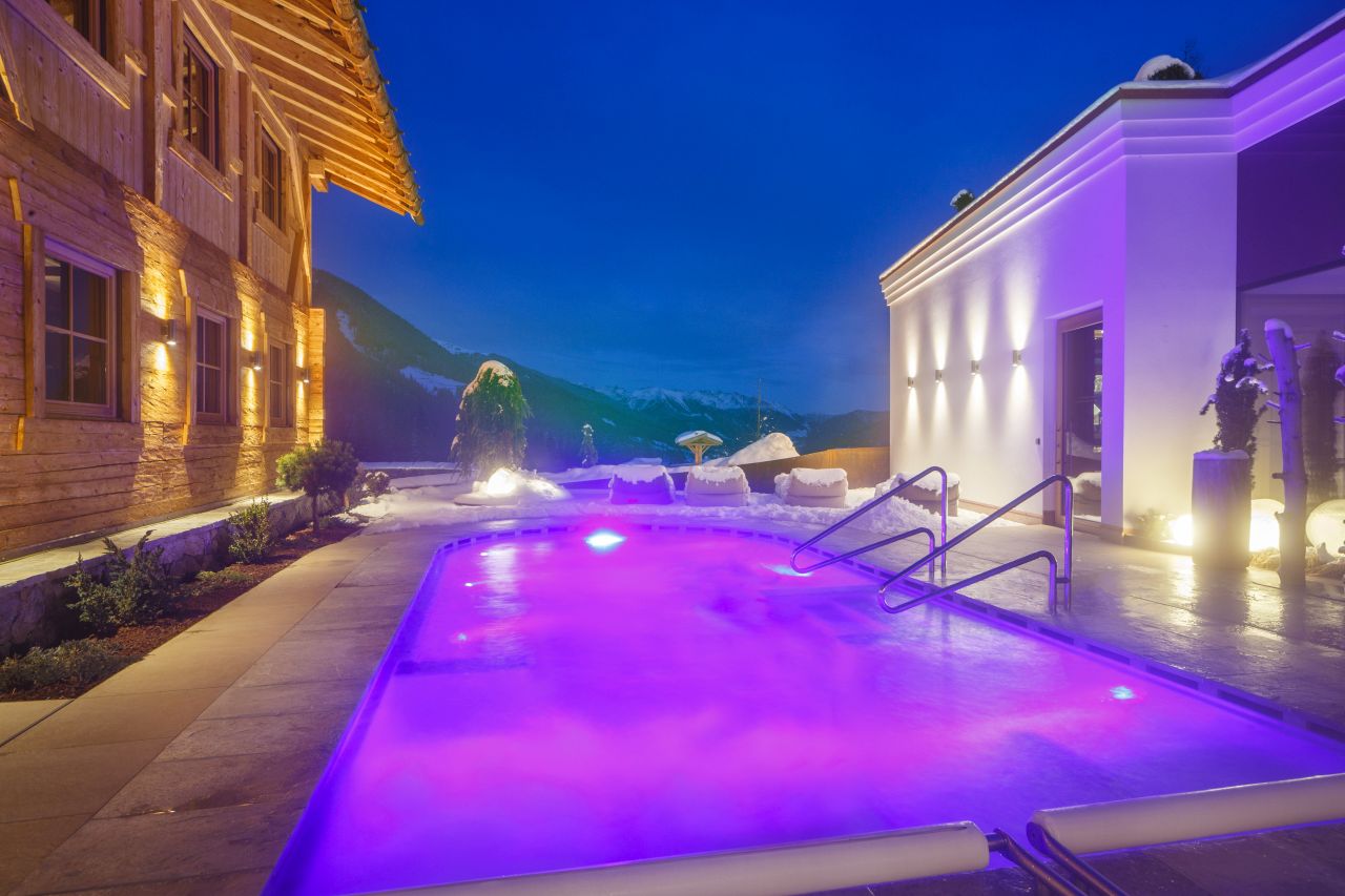 Hotel Plunhof piscina esterna